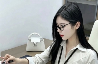 怎么联系腾龙公司负责人申请开号 xs10068.com